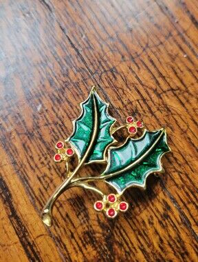 Vintage Holiday Beatrix Holly Leaves and Berries Enamel & Rhinestone Brooch/Pin